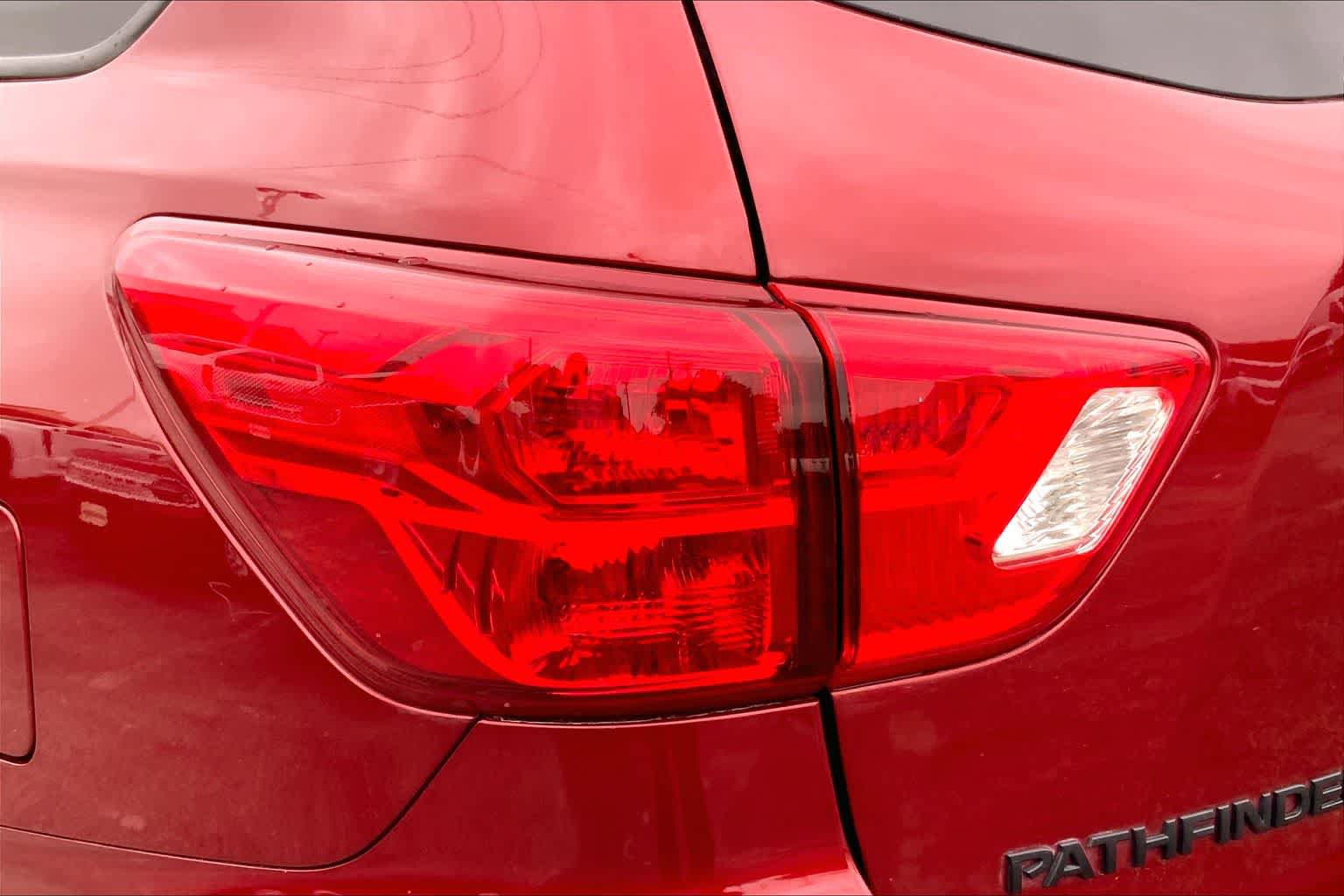 Used 2020 Nissan Pathfinder SV w/ Rock Creek Edition FWD image 25