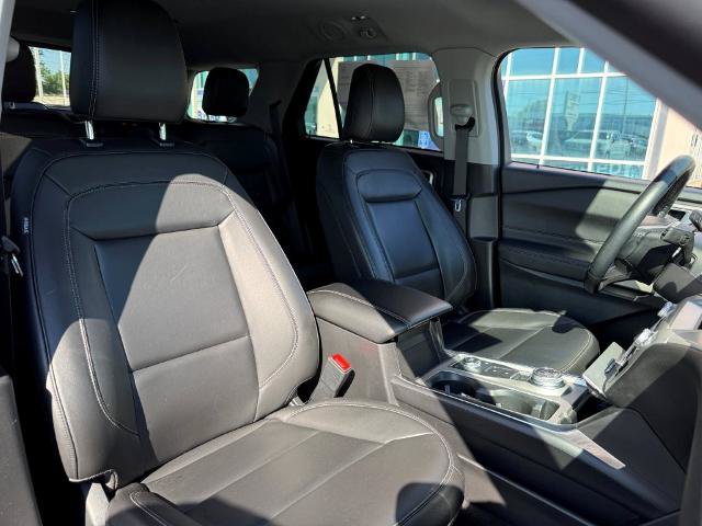 Certified 2023 Ford Explorer XLT w/ Equipment Group 202A AWD/4WD image 26
