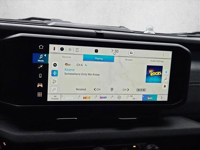 Used 2025 Jeep Wrangler Sport AWD/4WD image 11