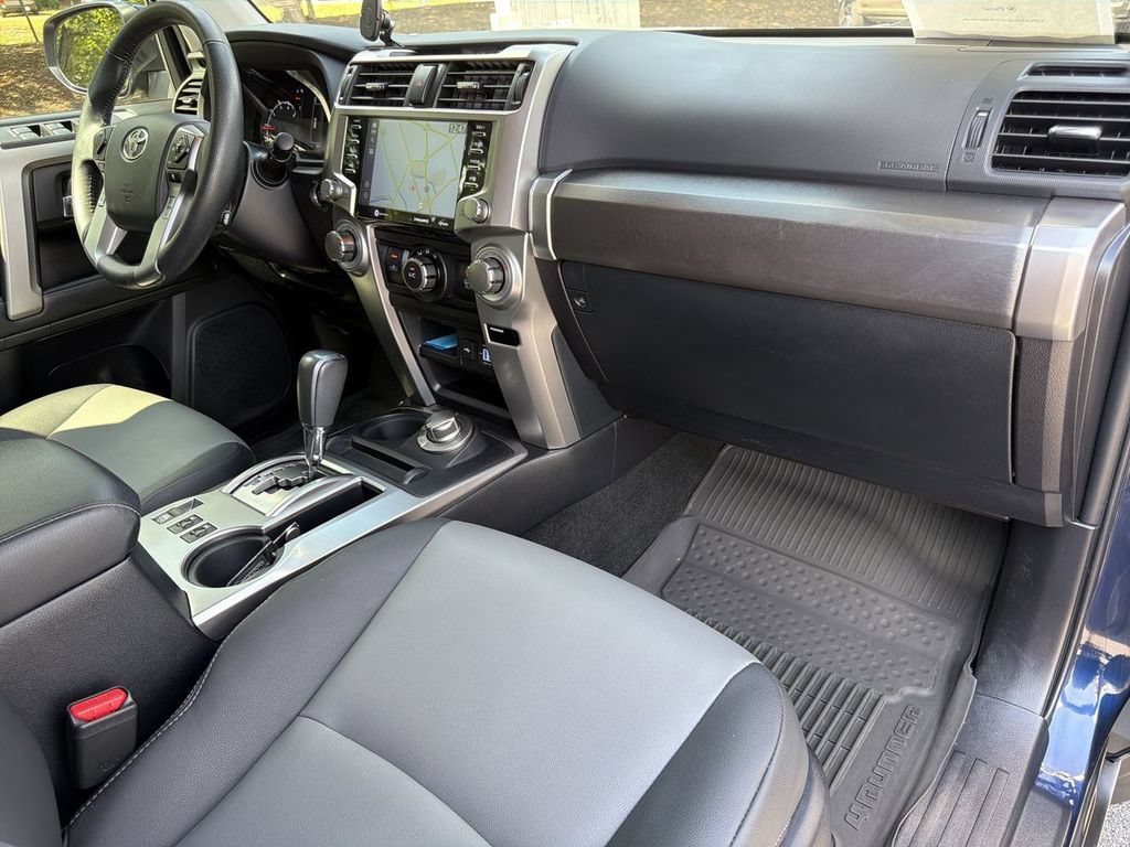 Used 2021 Toyota 4Runner SR5 Premium w/ Moonroof Package AWD/4WD image 30