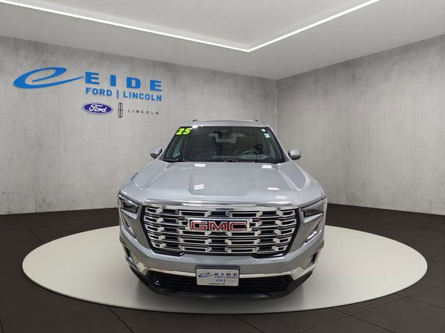 Used 2025 GMC Acadia Denali AWD/4WD image 7