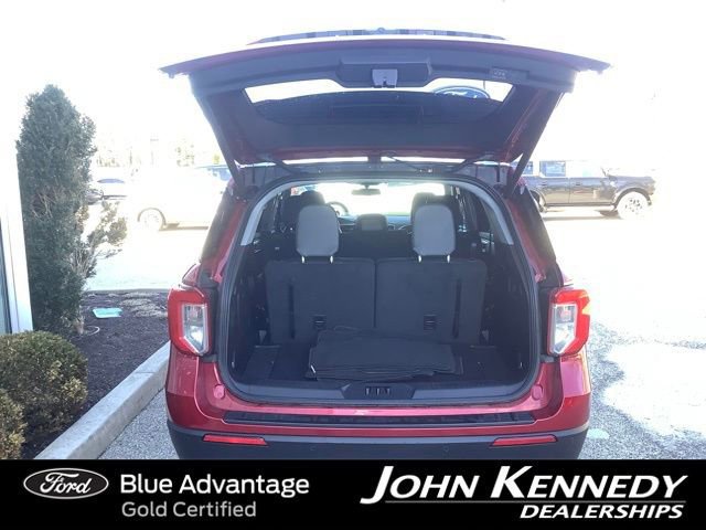 Certified 2024 Ford Explorer XLT w/ Equipment Group 202A image 34