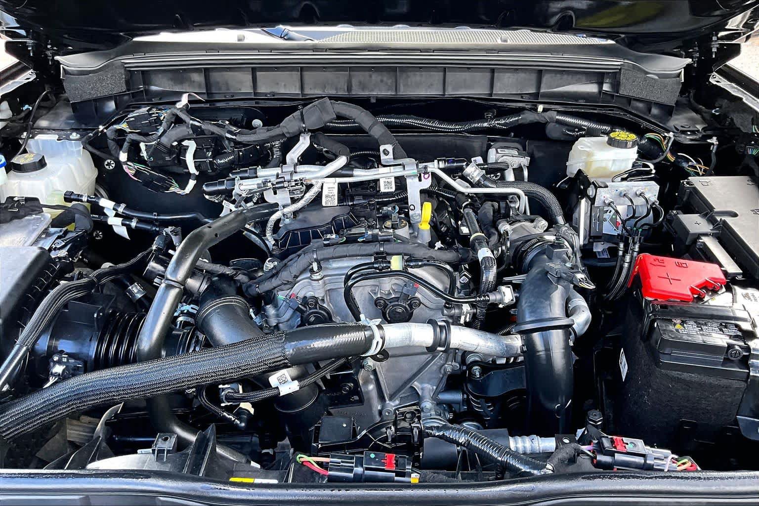 Certified 2025 Ford Bronco Outer Banks AWD/4WD image 32