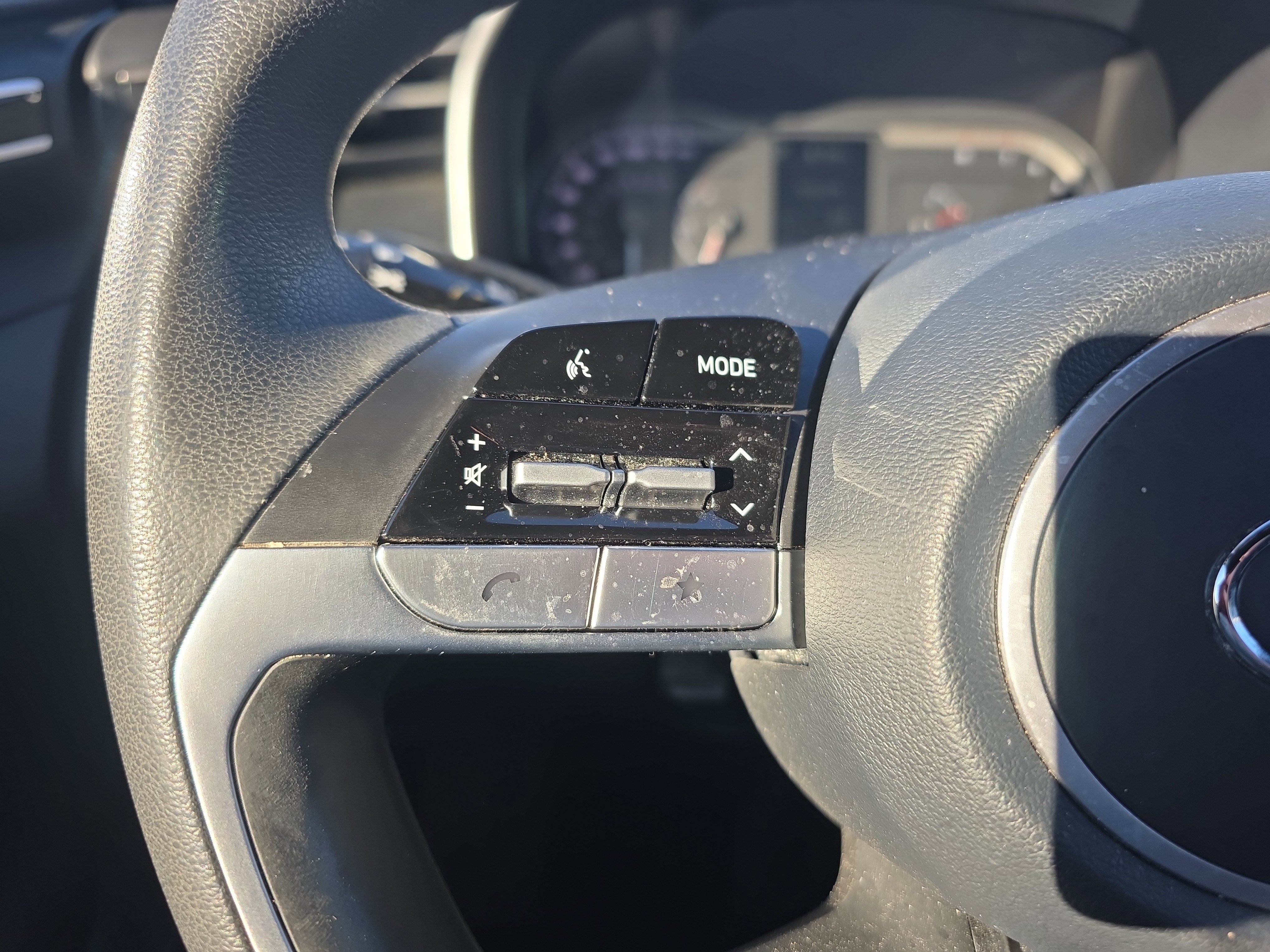 Used 2023 Hyundai Santa Cruz SEL image 25