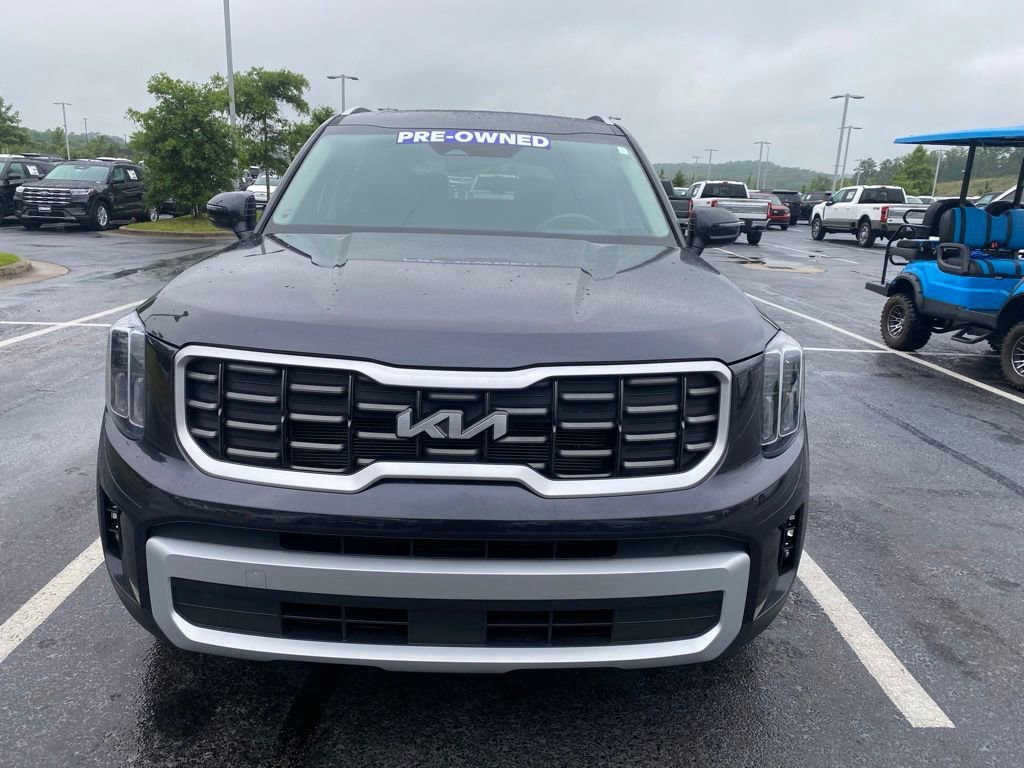 Used 2025 Kia Telluride S FWD image 2