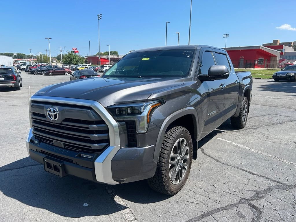 Used 2024 Toyota Tundra Limited AWD/4WD image 3