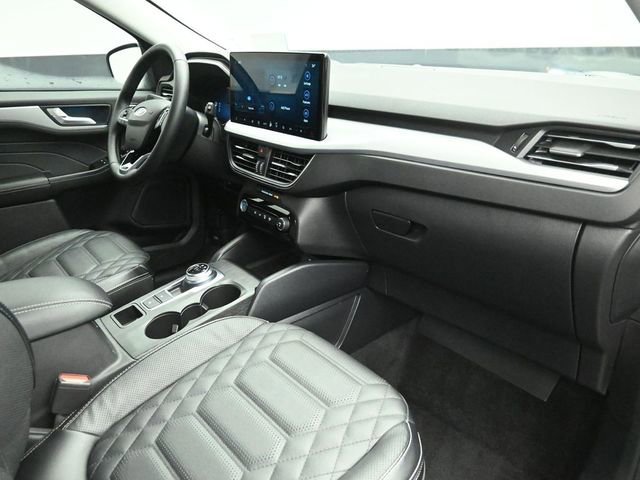 Certified 2024 Ford Escape SE w/ PHEV Premium Package image 44