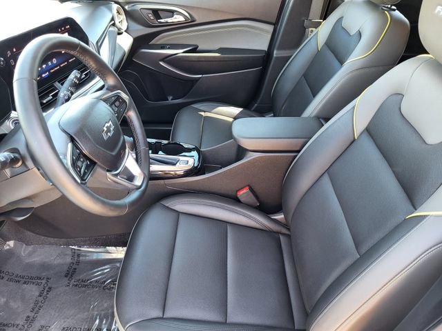 Used 2025 Chevrolet Trax ACTIV FWD image 27
