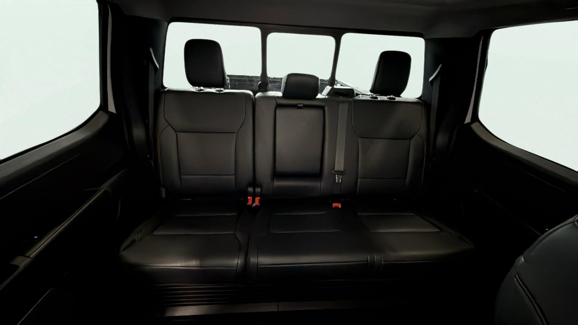 Certified 2025 Ford F250 Lariat w/ Lariat Ultimate Package image 19