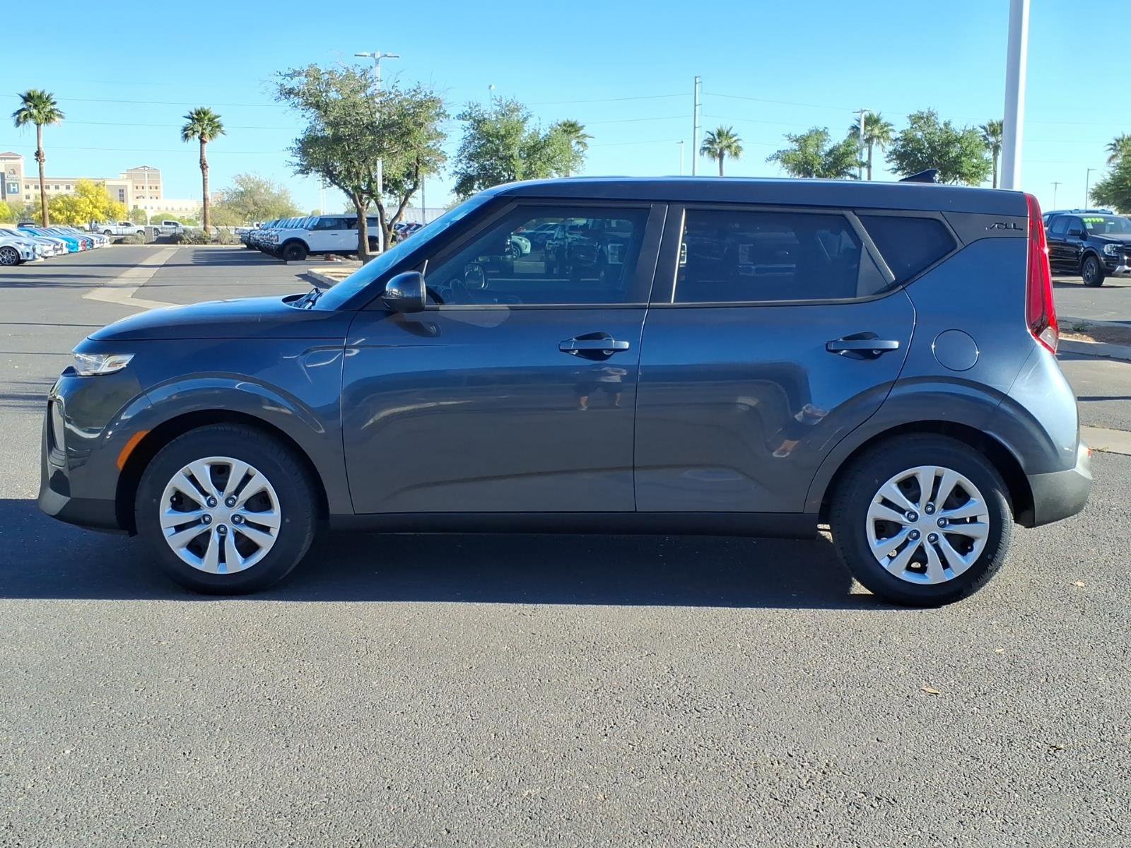 Used 2020 Kia Soul LX image 6