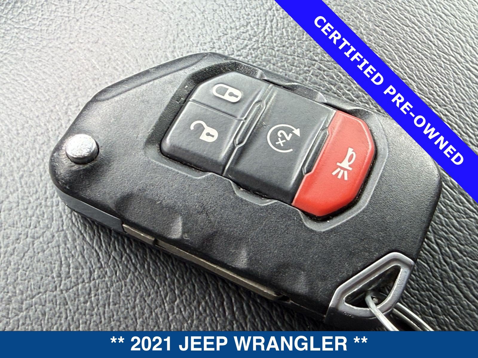 Used 2021 Jeep Wrangler Unlimited Sahara AWD/4WD image 34
