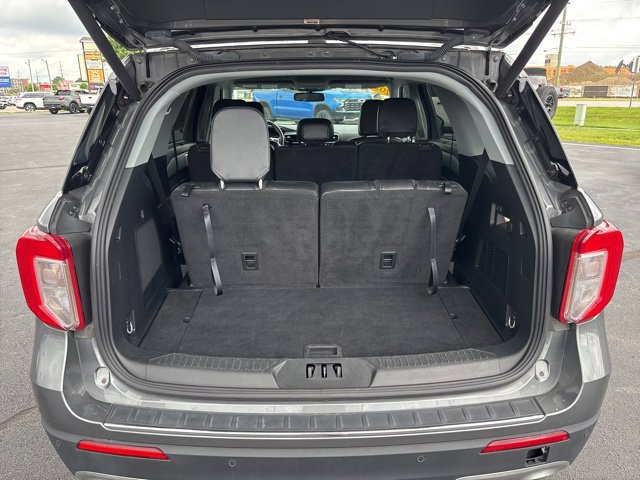 Certified 2024 Ford Explorer Limited RWD image 12