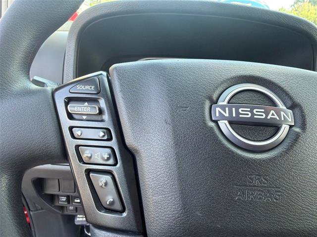Used 2023 Nissan Frontier SV AWD/4WD image 17