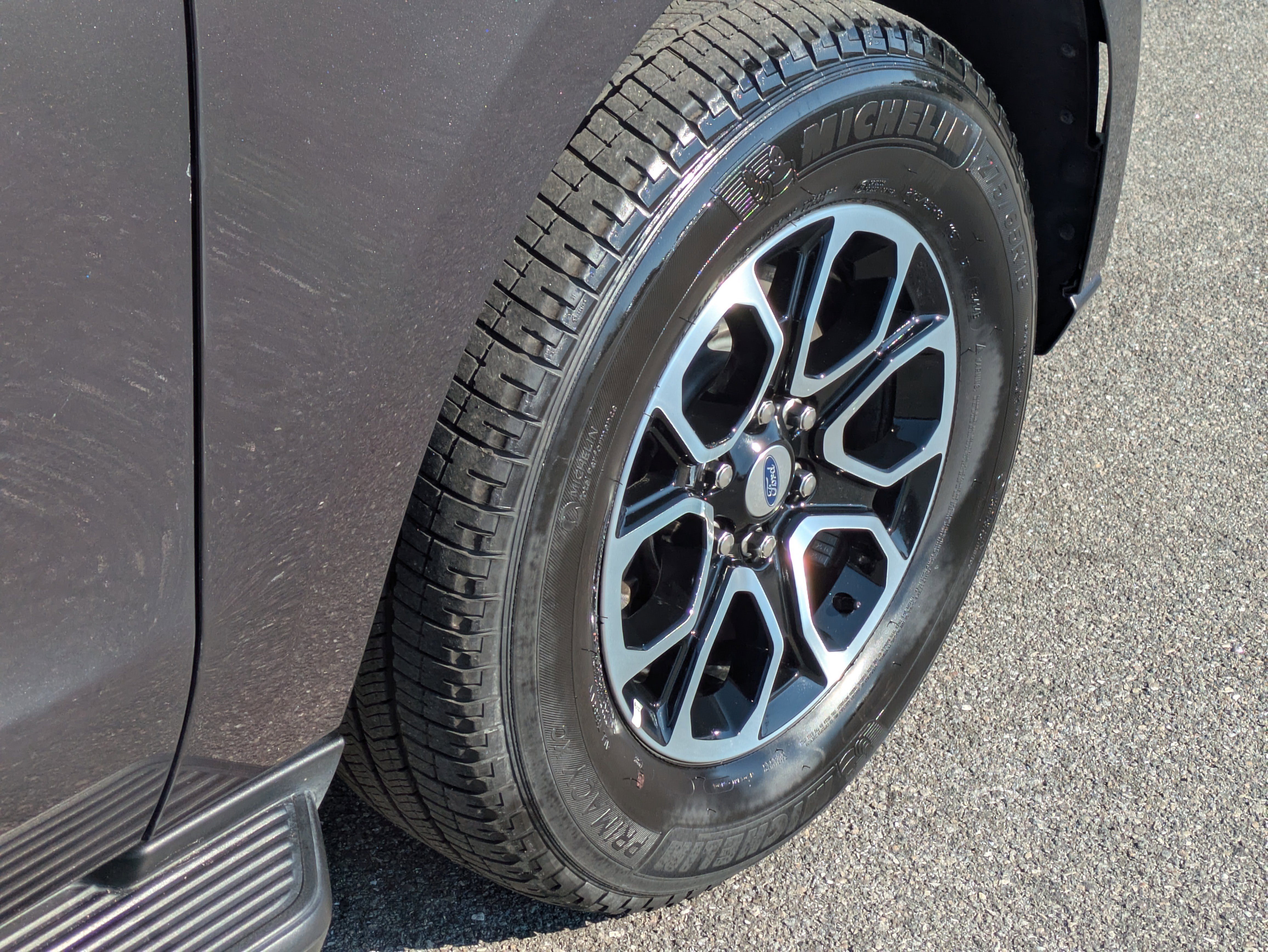 Certified 2024 Ford Expedition Max XLT image 12