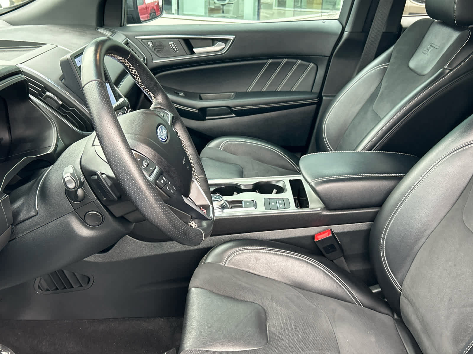 Certified 2022 Ford Edge ST w/ Equipment Group 401A image 28