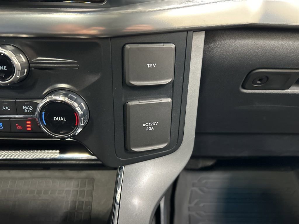 Certified 2022 Ford F150 Lariat w/ Equipment Group 502A High image 27