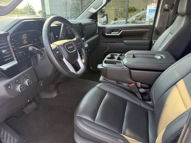 Used 2026 GMC Sierra 1500 SLT AWD/4WD image 3