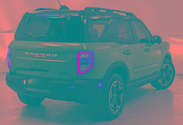 Certified 2025 Ford Bronco Sport Outer Banks w/ Outer Banks Tech Package+ image 4