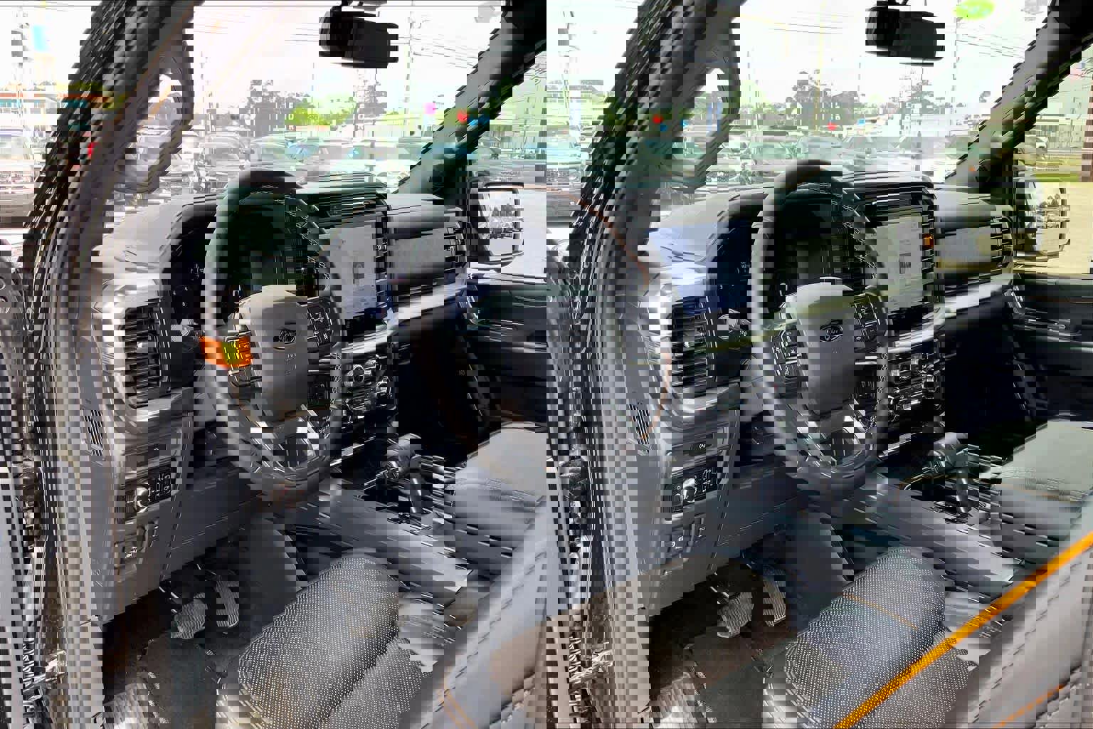 Certified 2025 Ford F150 Tremor w/ Equipment Group 402A High image 17