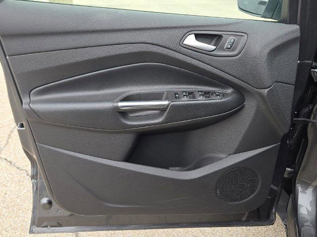 Certified 2019 Ford Escape SE image 18