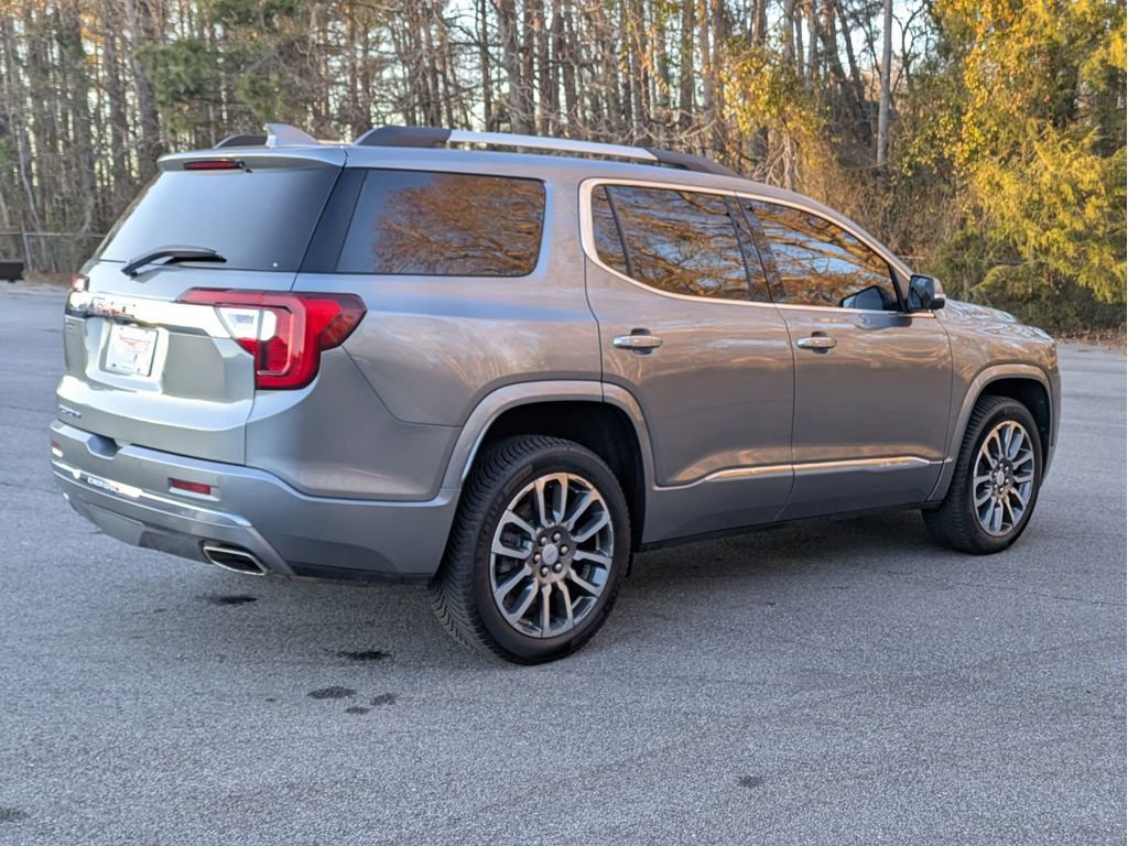 Used 2022 GMC Acadia Denali w/ Denali Technology Package image 5
