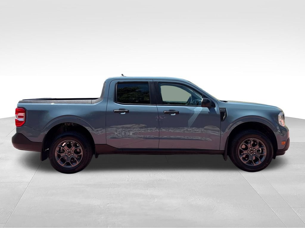 Certified 2022 Ford Maverick XLT FWD image 9