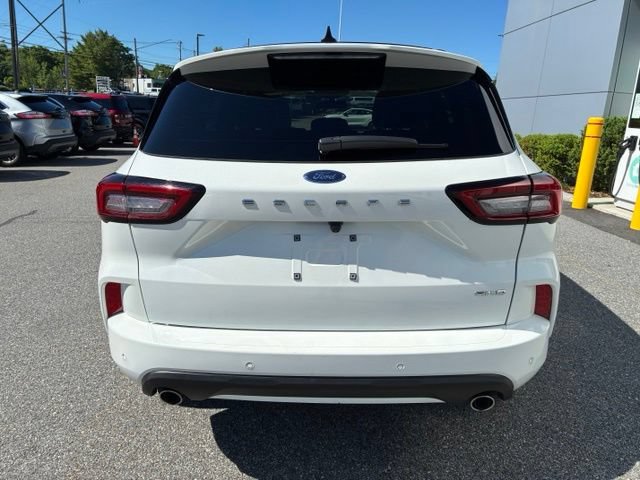 Certified 2023 Ford Escape ST-Line w/ Tech Pack #1 AWD/4WD image 6