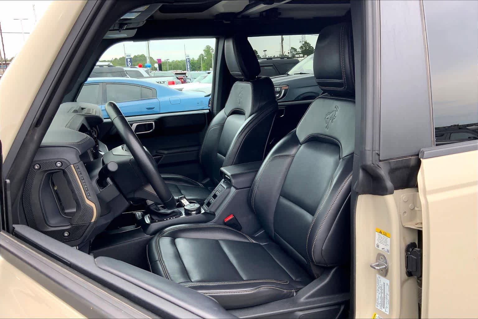 Certified 2025 Ford Bronco Badlands AWD/4WD image 8