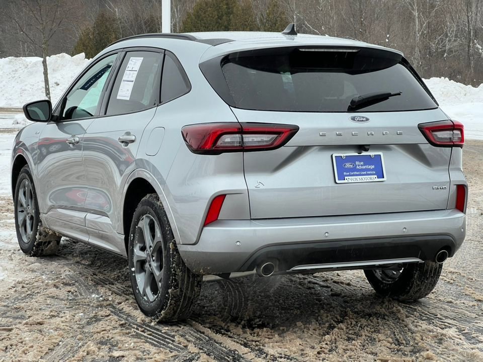 Certified 2023 Ford Escape ST-Line w/ Tech Pack #1 image 4