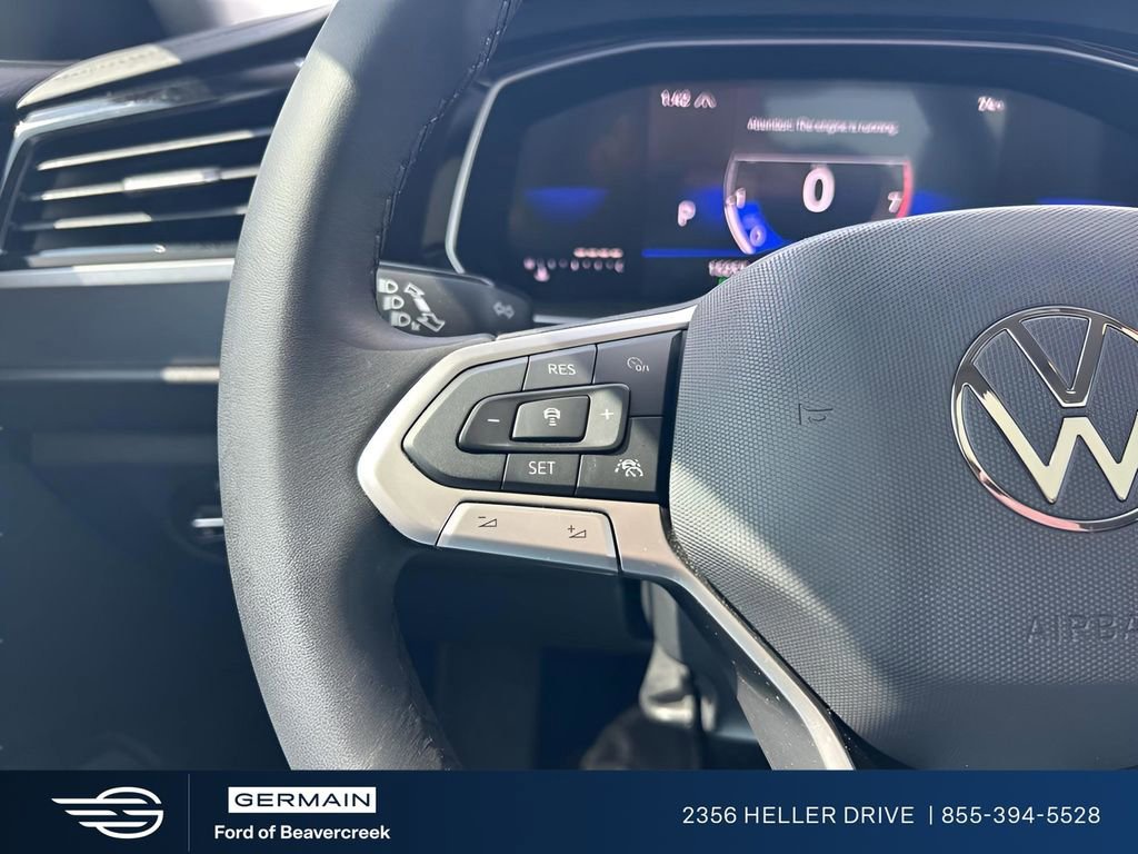 Used 2024 Volkswagen Jetta SE image 14