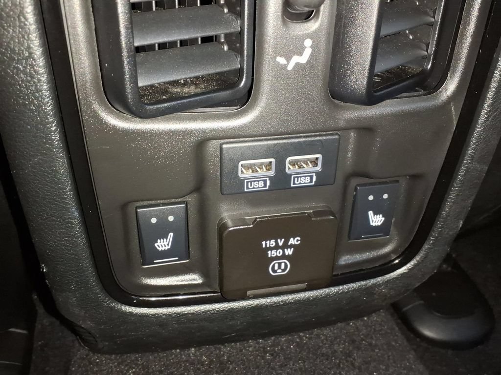 Used 2024 Dodge Durango GT AWD/4WD image 18