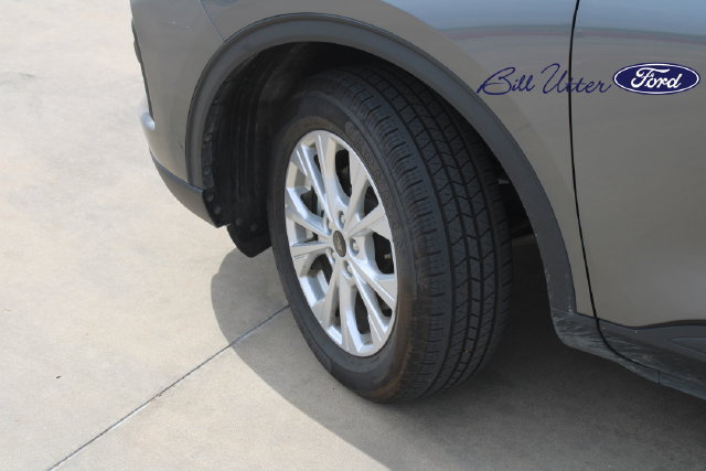 Certified 2024 Ford Escape Active AWD/4WD image 9