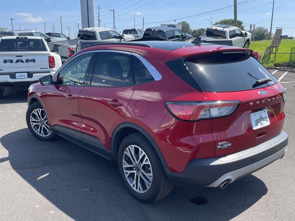 Certified 2022 Ford Escape SEL FWD image 5