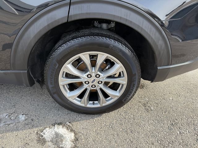 Certified 2022 Ford Explorer XLT w/ Equipment Group 202A image 31