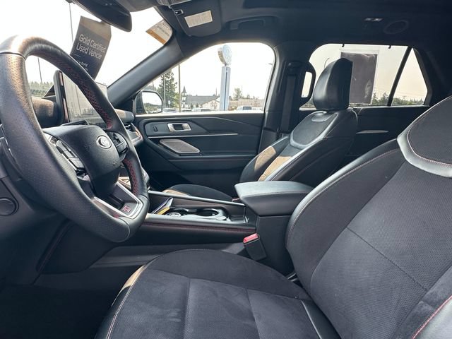 Certified 2025 Ford Explorer ST AWD/4WD image 9