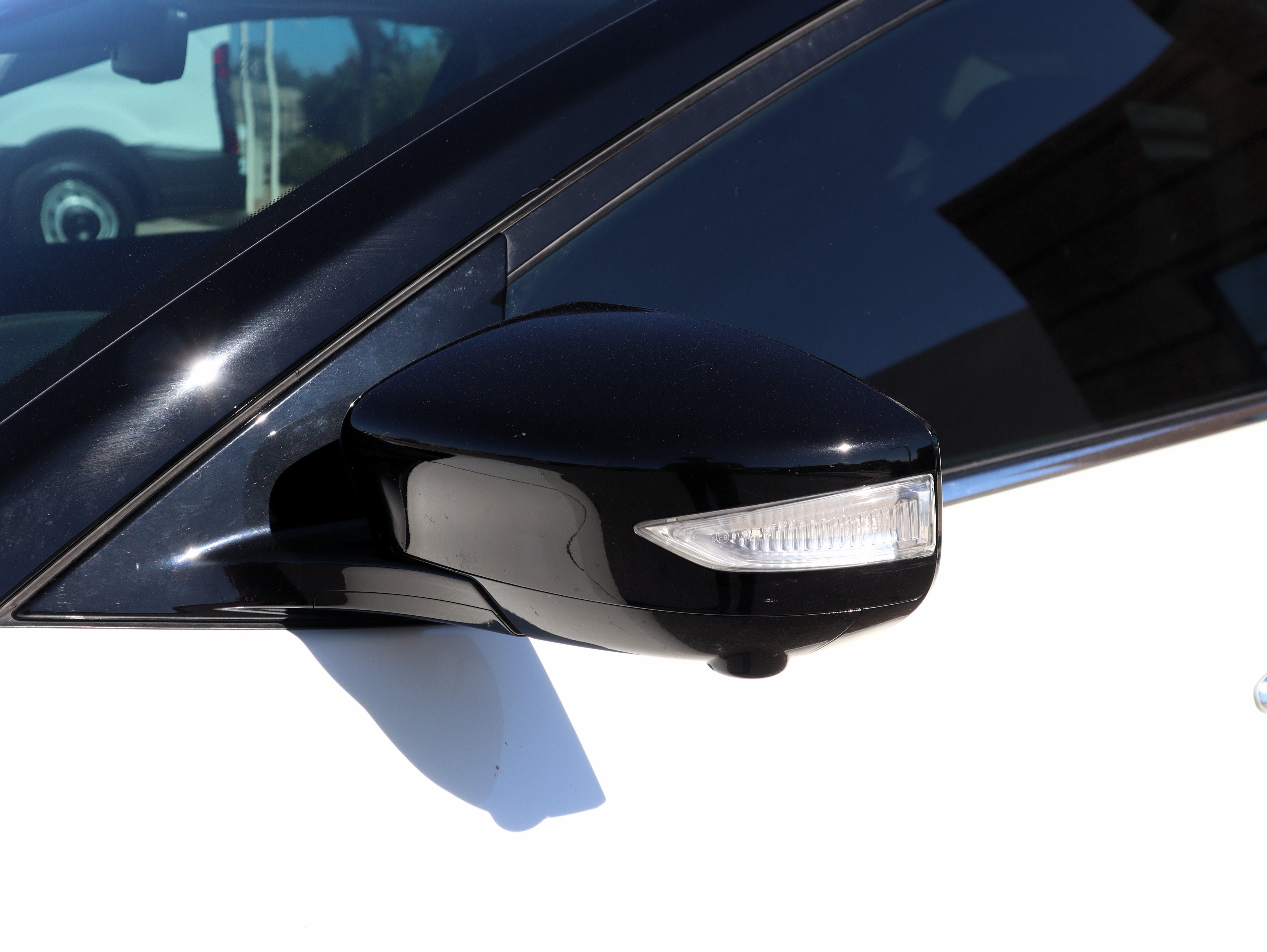 Used 2023 Nissan Maxima Platinum w/ Sport Mat Group FWD image 15