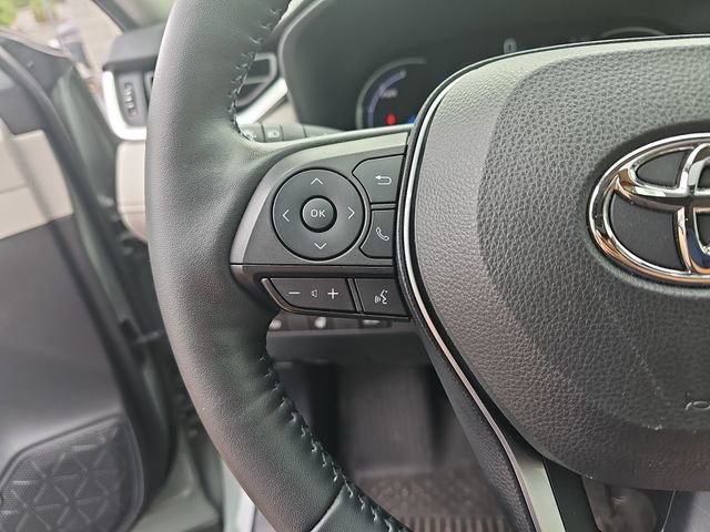 Used 2023 Toyota RAV4 XLE Premium AWD/4WD image 13