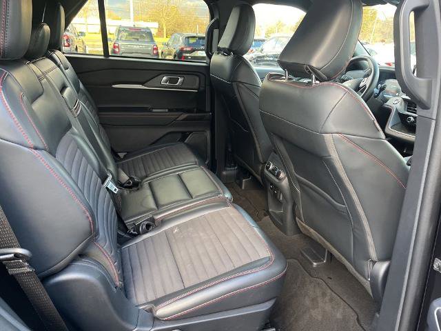 Certified 2025 Ford Explorer ST-Line w/ ST-Line Street Pack AWD/4WD image 15