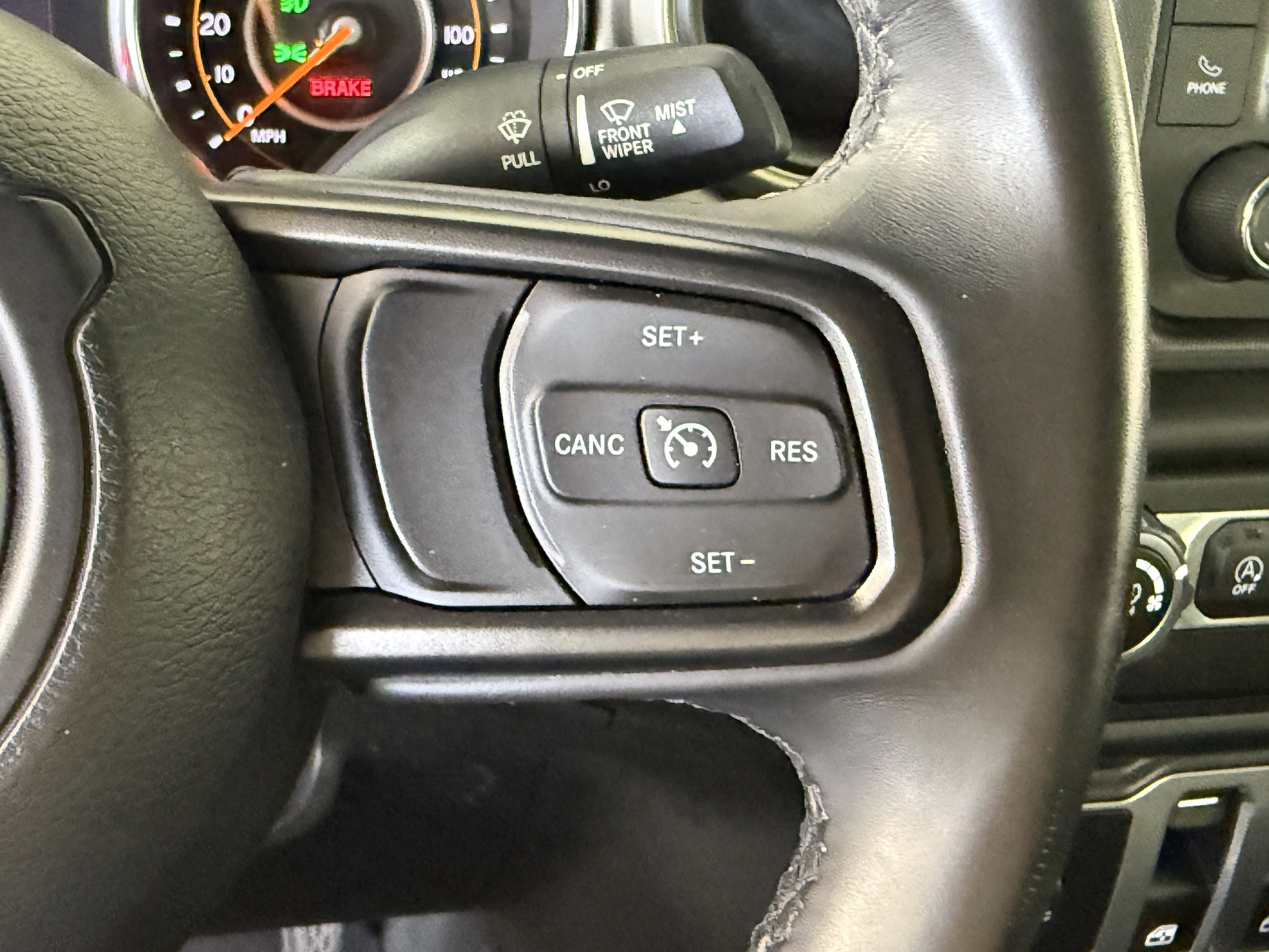 Used 2018 Jeep Wrangler Sport AWD/4WD image 26