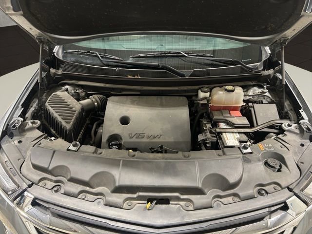 Used 2023 Chevrolet Traverse LS AWD/4WD image 26