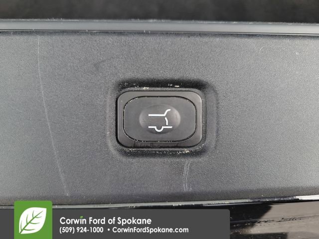 Certified 2025 Ford Expedition Active AWD/4WD image 25