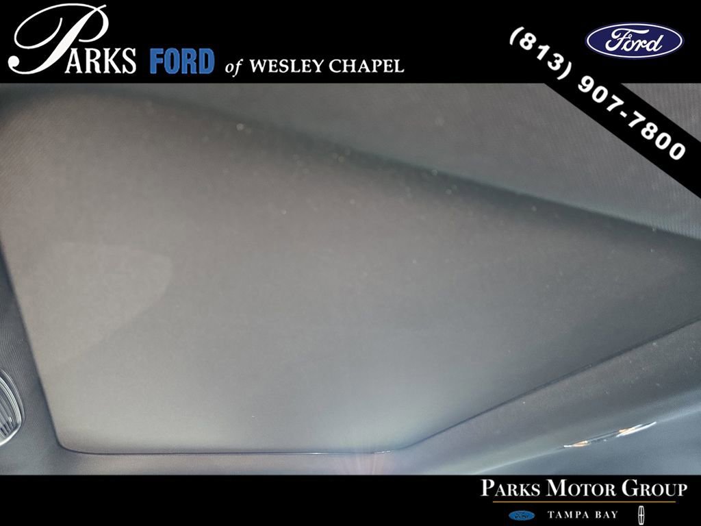 Used 2024 BMW 330i xDrive Sedan w/ M Sport Package AWD/4WD image 21