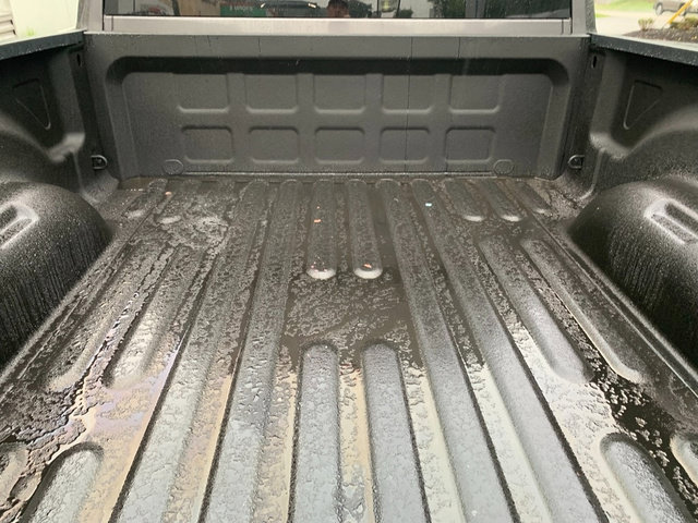 Used 2018 RAM 1500 Express AWD/4WD image 17