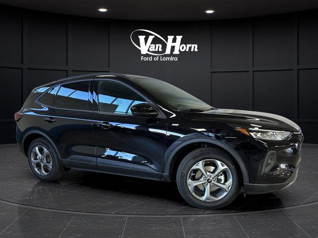 Certified 2025 Ford Escape ST-Line Elite image 2