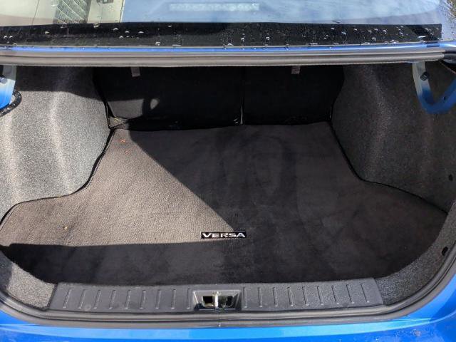 Used 2023 Nissan Versa SR w/ Trunk Package image 9