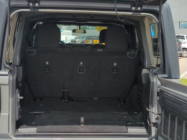 Used 2018 Jeep Wrangler Unlimited Sport image 13