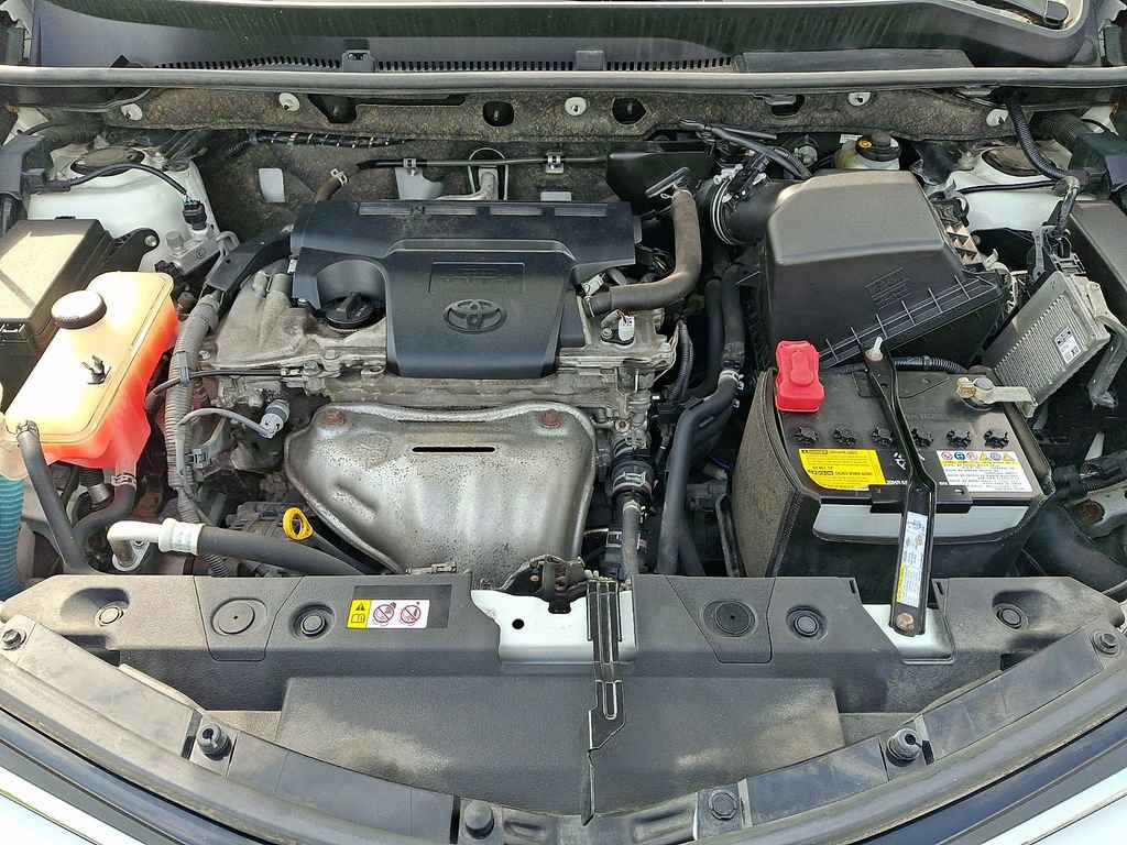 Used 2018 Toyota RAV4 XLE w/ Plus Extra Value Package AWD/4WD image 27