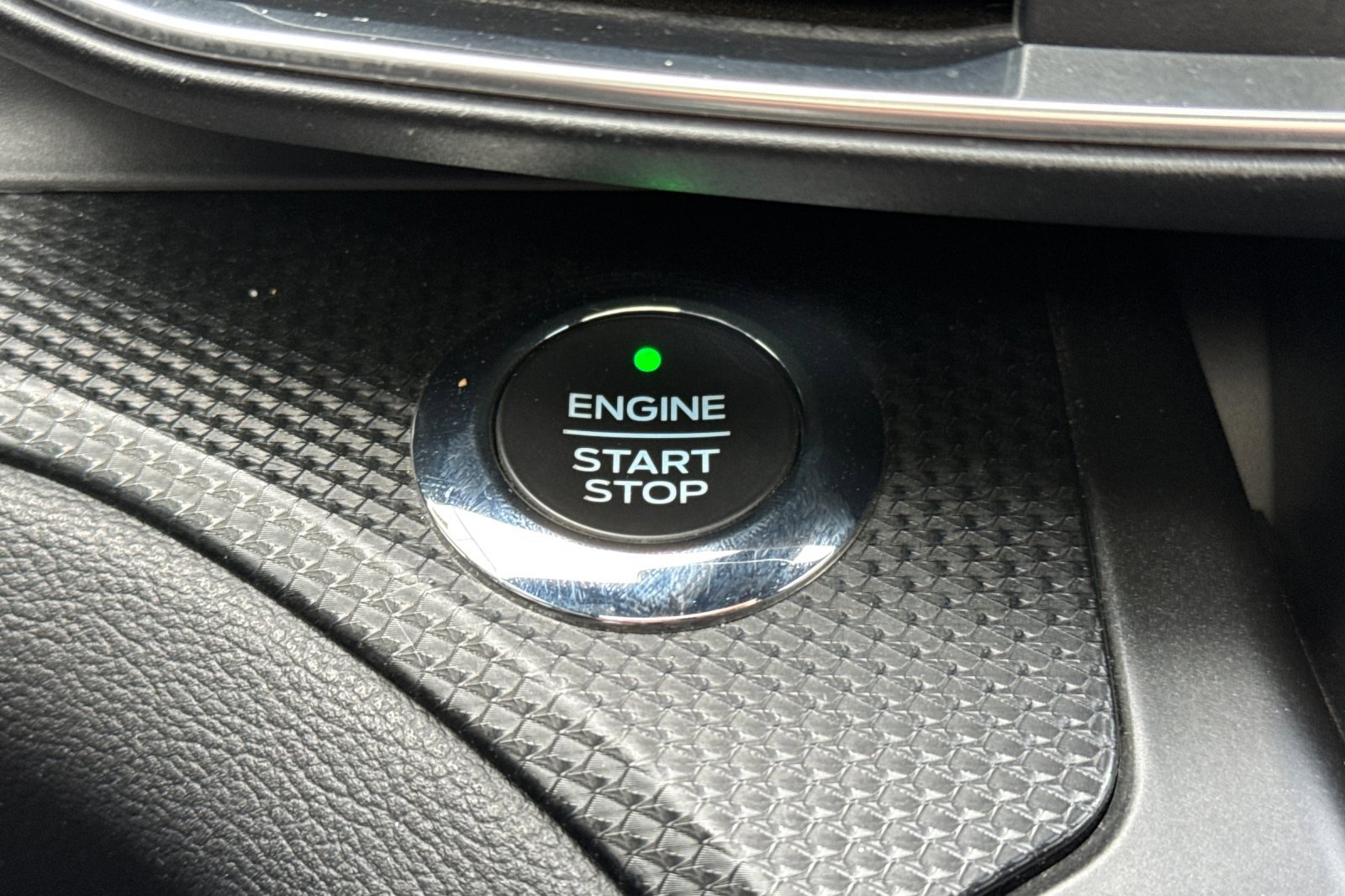 Certified 2020 Ford Explorer ST w/ ST Street Pack image 24