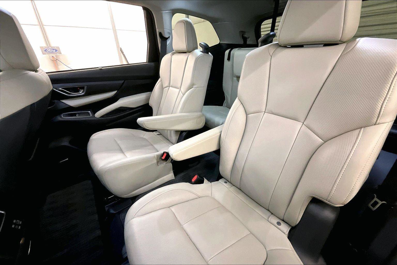 Used 2023 Subaru Ascent Limited w/ Technology Package image 25