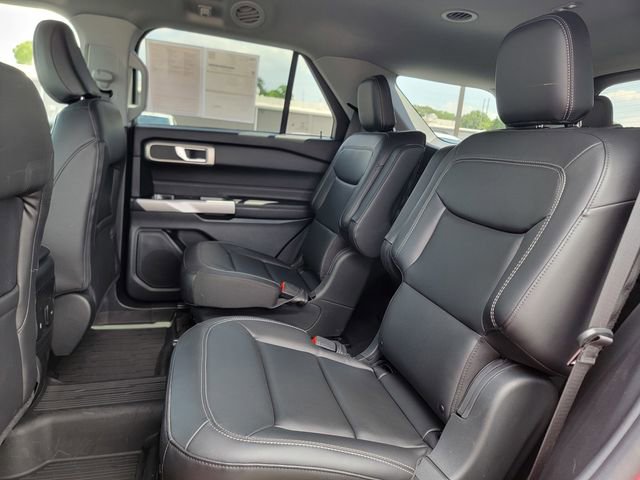 Certified 2023 Ford Explorer XLT w/ Equipment Group 202A AWD/4WD image 21